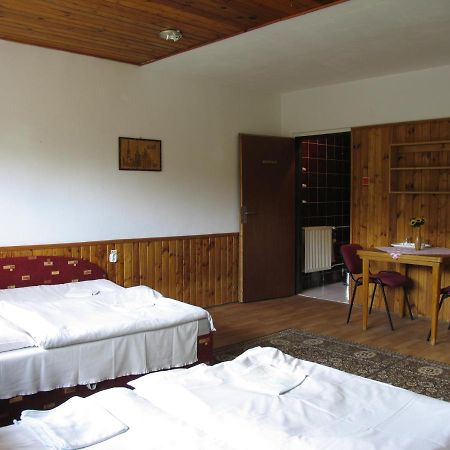 Ubytovanie 184, Bed And Braekfast 184 Stará Lesná Exteriör bild