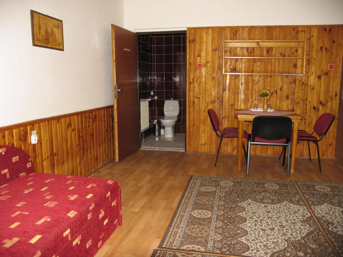 Ubytovanie 184, Bed And Braekfast 184 Stará Lesná Exteriör bild
